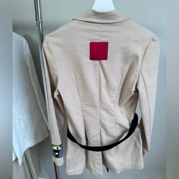 Designer AVTANDIL-73 Beige Jacket in Size Small - Picture 4 of 16